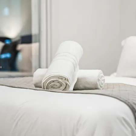 Beautiful 2-bed Centre Near Lgi Leeds (West Yorkshire)