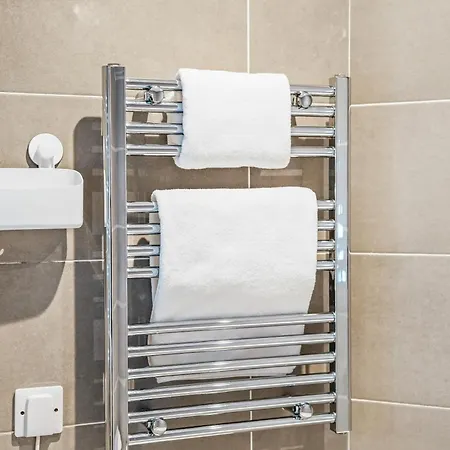 Apartamento Beautiful 2-bed Centre Near Lgi